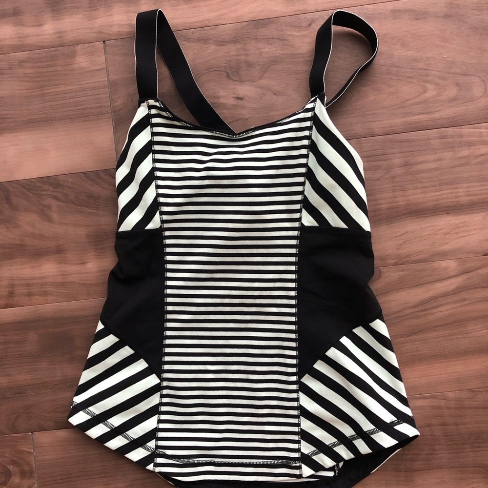 Lululemon Tank!